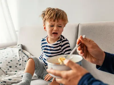 Anak menolak makan, drama GTM membuat Bunda cemas akan kecukupan nutrisi